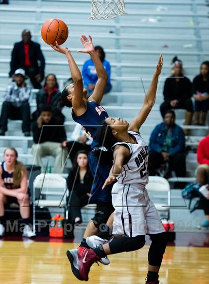 Thumbnail 3 in Sachse vs Rowlett photogallery.