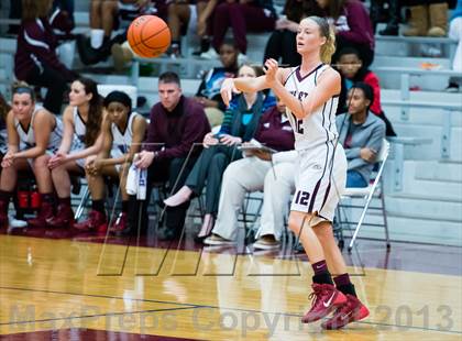 Thumbnail 1 in Sachse vs Rowlett photogallery.