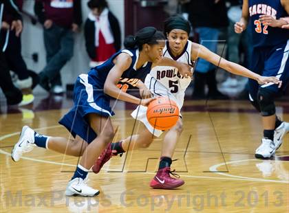 Thumbnail 3 in Sachse vs Rowlett photogallery.
