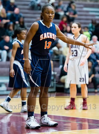 Thumbnail 1 in Sachse vs Rowlett photogallery.