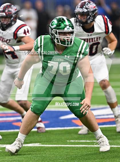 Thumbnail 3 in Wimberley vs Cuero (UIL 4A Regional Semifinal) photogallery.