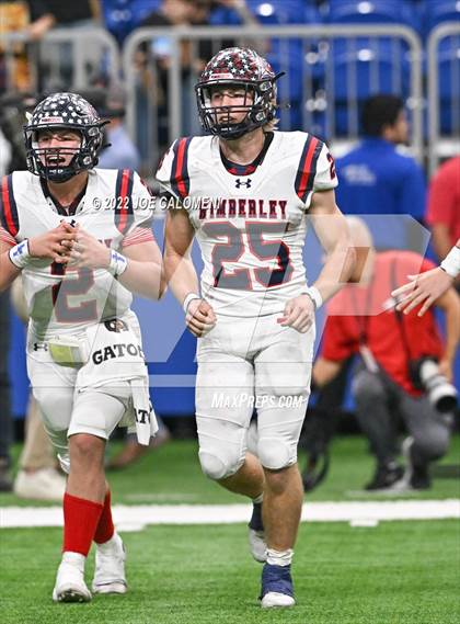 Thumbnail 1 in Wimberley vs Cuero (UIL 4A Regional Semifinal) photogallery.