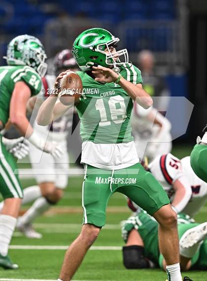 Thumbnail 3 in Wimberley vs Cuero (UIL 4A Regional Semifinal) photogallery.
