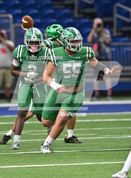 Thumbnail 2 in Wimberley vs Cuero (UIL 4A Regional Semifinal) photogallery.