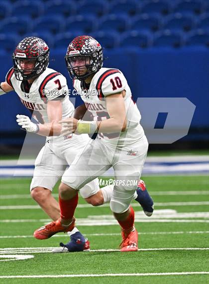 Thumbnail 3 in Wimberley vs Cuero (UIL 4A Regional Semifinal) photogallery.