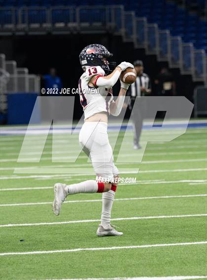 Thumbnail 2 in Wimberley vs Cuero (UIL 4A Regional Semifinal) photogallery.