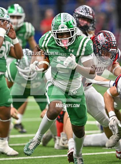 Thumbnail 3 in Wimberley vs Cuero (UIL 4A Regional Semifinal) photogallery.