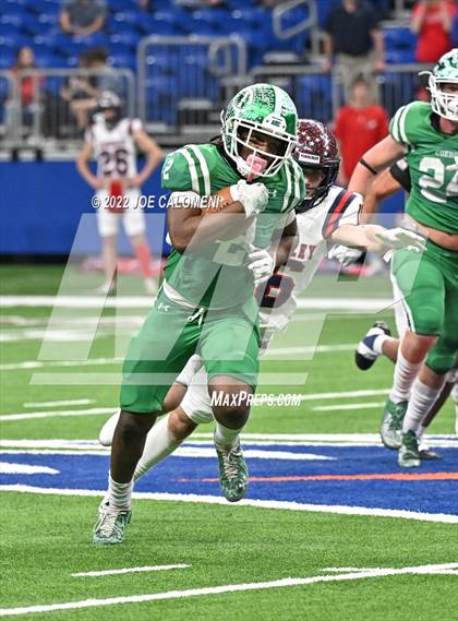 Thumbnail 1 in Wimberley vs Cuero (UIL 4A Regional Semifinal) photogallery.