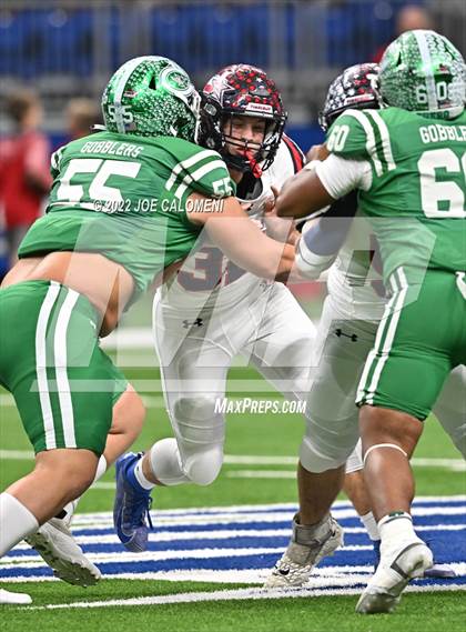 Thumbnail 2 in Wimberley vs Cuero (UIL 4A Regional Semifinal) photogallery.