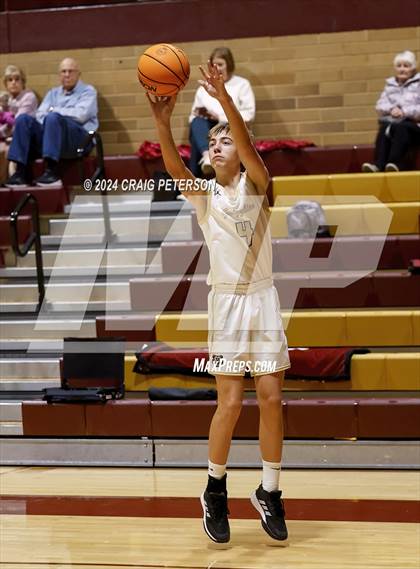 Thumbnail 2 in Ridgeline @ Logan (Sophomore) photogallery.