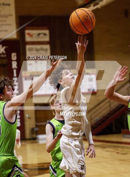 Thumbnail 2 in Ridgeline @ Logan (Sophomore) photogallery.
