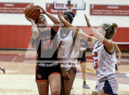 Thumbnail 2 in Wilson vs John Paul II photogallery.