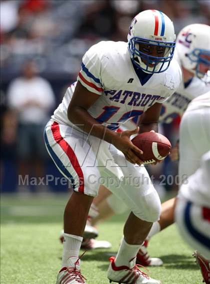 Thumbnail 2 in Curtis vs. Trinity (Kirk Herbstreit Varsity Football Series) photogallery.