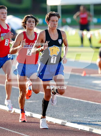 Thumbnail 3 in CIF Central Section Masters (Boys 3200m) photogallery.
