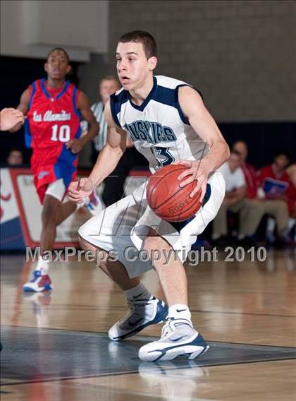 Thumbnail 2 in Los Alamitos vs. Chino Hills (MLK I Have A Dream Classic) photogallery.