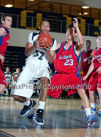 Thumbnail 1 in Los Alamitos vs. Chino Hills (MLK I Have A Dream Classic) photogallery.
