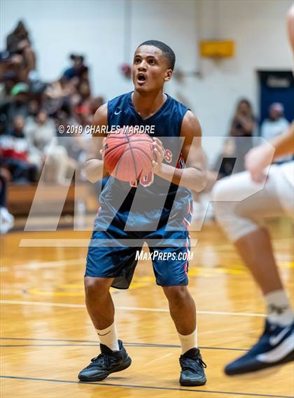 Thumbnail 2 in Terry Sanford @ Cape Fear photogallery.