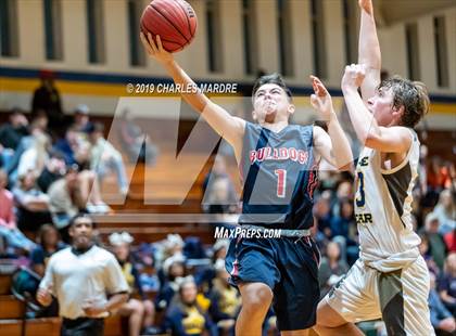 Thumbnail 2 in Terry Sanford @ Cape Fear photogallery.