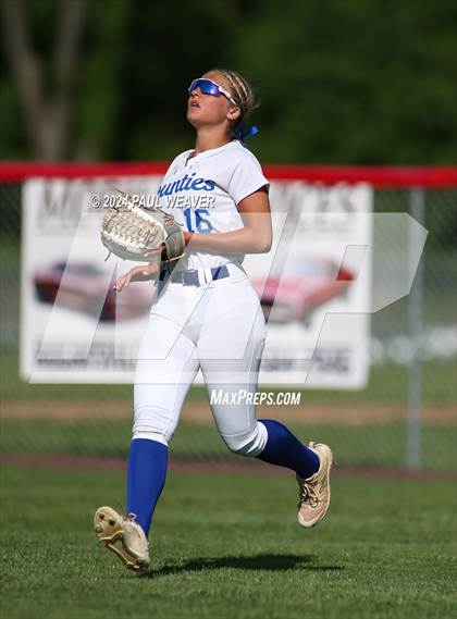 Thumbnail 1 in South Williamsport vs. Muncy (PIAA District IV 2A Final) photogallery.
