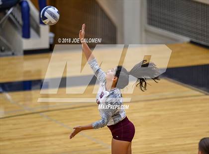 Thumbnail 2 in Jefferson vs Highlands photogallery.