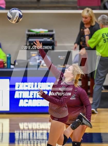Thumbnail 3 in Jefferson vs Highlands photogallery.