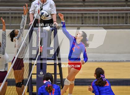 Thumbnail 2 in Jefferson vs Highlands photogallery.