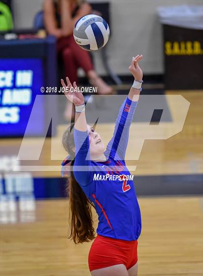 Thumbnail 2 in Jefferson vs Highlands photogallery.