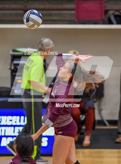 Thumbnail 2 in Jefferson vs Highlands photogallery.