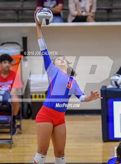 Thumbnail 2 in Jefferson vs Highlands photogallery.