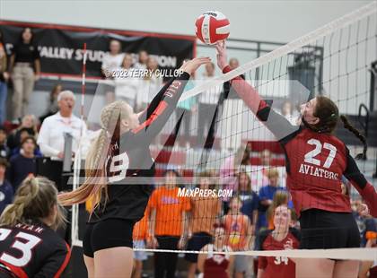 Thumbnail 3 in Uintah @ Cedar Valley photogallery.