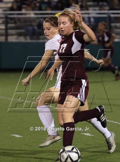 Thumbnail 2 in Liberty vs Carondelet (CIF NCS D1 Semifinal) photogallery.