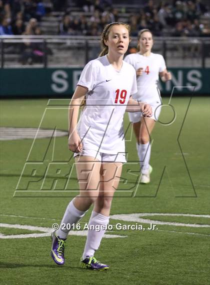 Thumbnail 3 in Liberty vs Carondelet (CIF NCS D1 Semifinal) photogallery.
