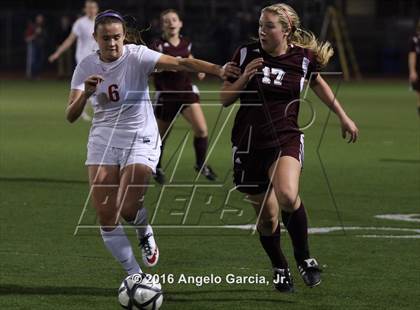 Thumbnail 2 in Liberty vs Carondelet (CIF NCS D1 Semifinal) photogallery.