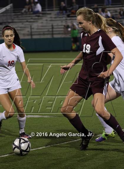 Thumbnail 3 in Liberty vs Carondelet (CIF NCS D1 Semifinal) photogallery.