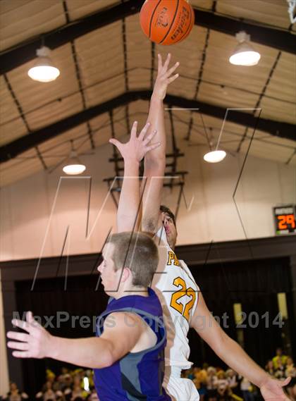 Thumbnail 3 in Holden vs. Fairview  (LHSAA Bi-District Playoff) photogallery.