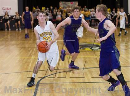 Thumbnail 2 in Holden vs. Fairview  (LHSAA Bi-District Playoff) photogallery.