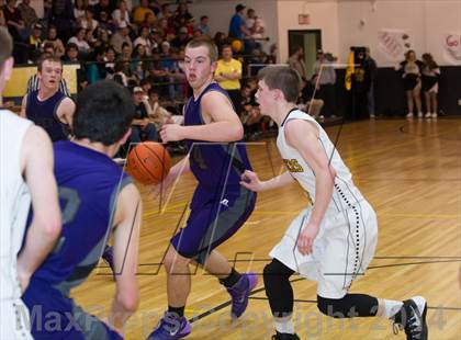 Thumbnail 3 in Holden vs. Fairview  (LHSAA Bi-District Playoff) photogallery.