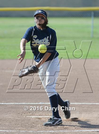 Thumbnail 1 in South El Monte @ Arroyo photogallery.