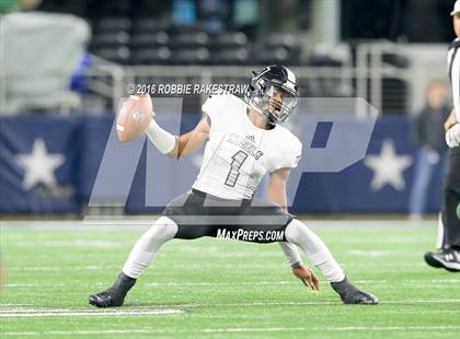 Thumbnail 3 in DeSoto vs. Steele (UIL 6A Division 2 Final)  photogallery.