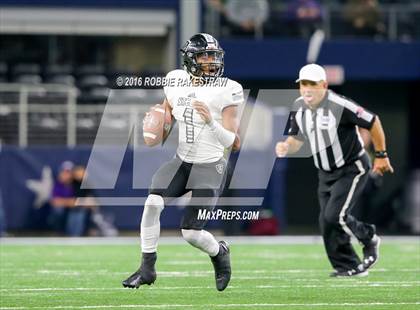 Thumbnail 2 in DeSoto vs. Steele (UIL 6A Division 2 Final)  photogallery.