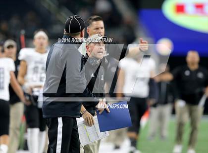 Thumbnail 3 in DeSoto vs. Steele (UIL 6A Division 2 Final)  photogallery.