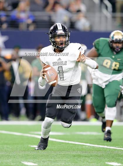 Thumbnail 3 in DeSoto vs. Steele (UIL 6A Division 2 Final)  photogallery.