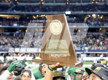 Thumbnail 2 in DeSoto vs. Steele (UIL 6A Division 2 Final)  photogallery.