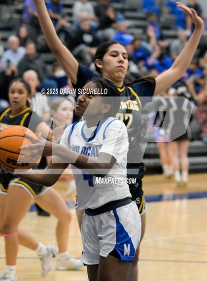 Thumbnail 3 in Flowing Wells vs Mesquite (AIA Open Round 1) photogallery.