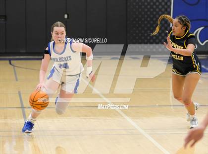 Thumbnail 1 in Flowing Wells vs Mesquite (AIA Open Round 1) photogallery.