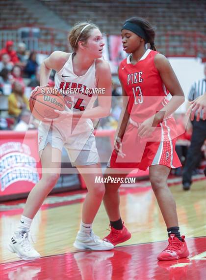 Thumbnail 2 in Pike vs. Roncalli photogallery.