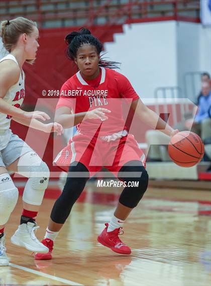 Thumbnail 2 in Pike vs. Roncalli photogallery.