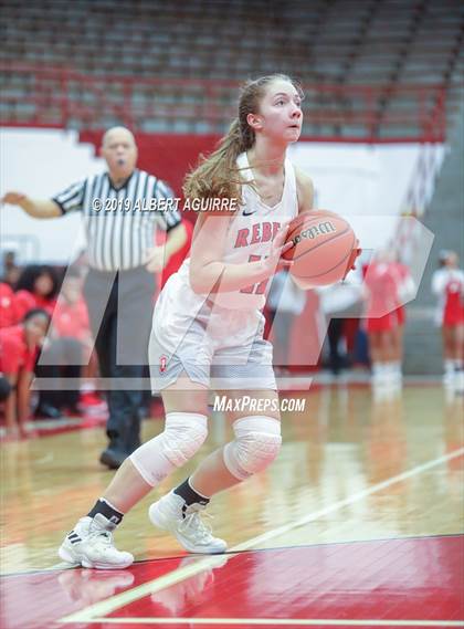 Thumbnail 1 in Pike vs. Roncalli photogallery.