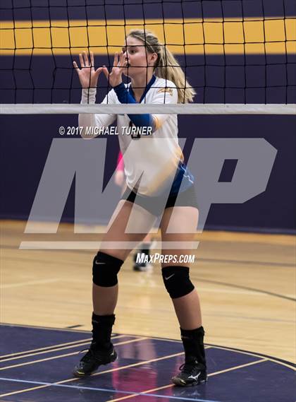 Thumbnail 3 in Fall River vs. Oroville photogallery.