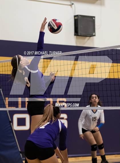 Thumbnail 1 in Fall River vs. Oroville photogallery.